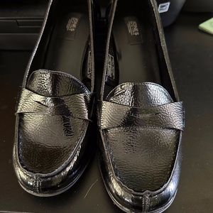 Jones New York Signature Leather Black Heel Shoes